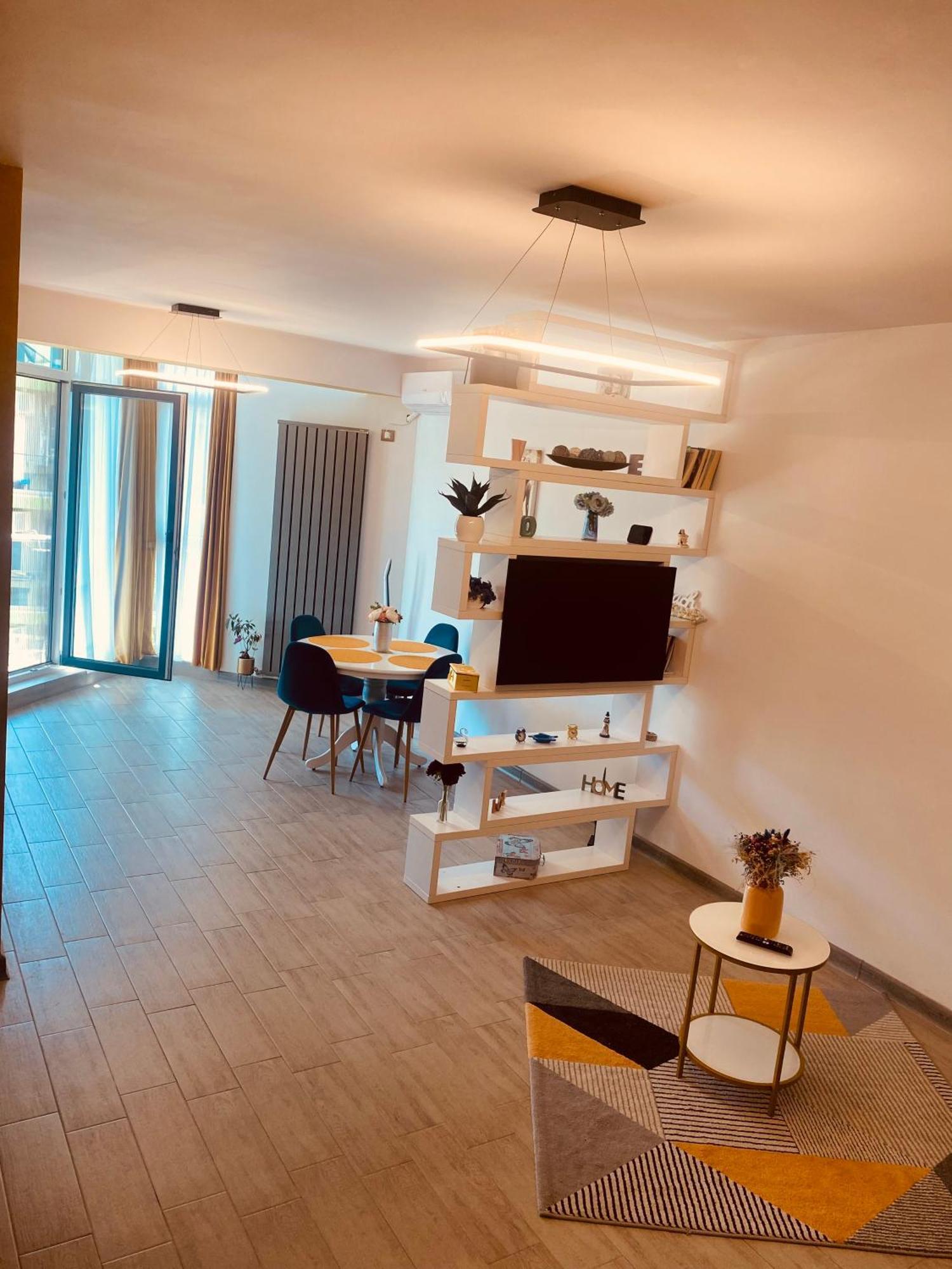 Luxury Kln By Alezzi Mamaia Nord Apartamento Năvodari Exterior foto